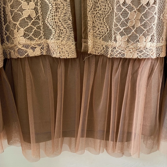 Beautiful Dress by Altar’d State Sz L - Picture 5 of 5